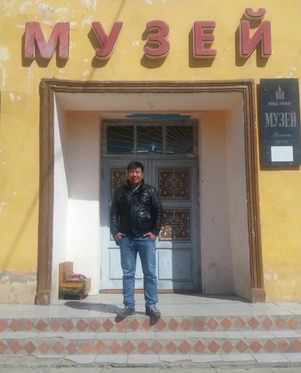 Sukhbaatar, médiateur au musée