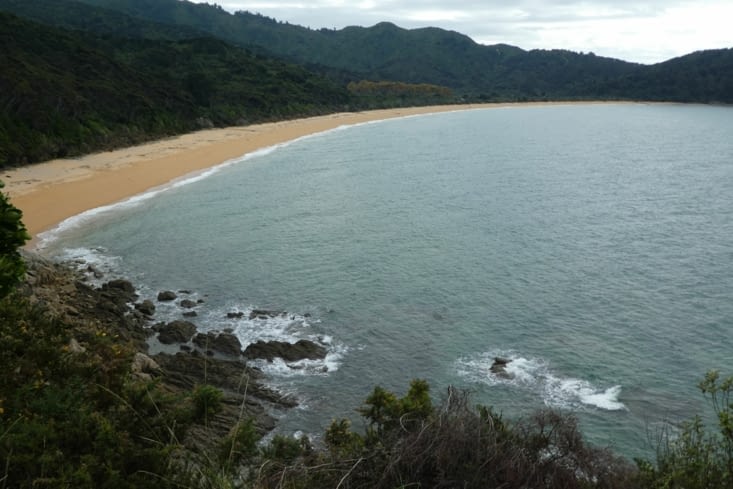 vues sur des côtes paradisiaques