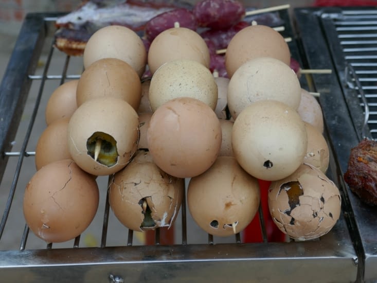 Les oeufs durs version brochettes