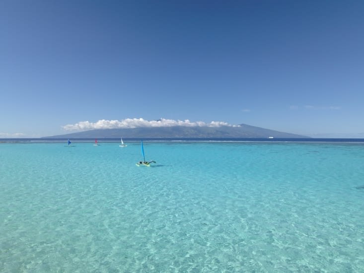 Tahiti depuis le lagon de Moorea