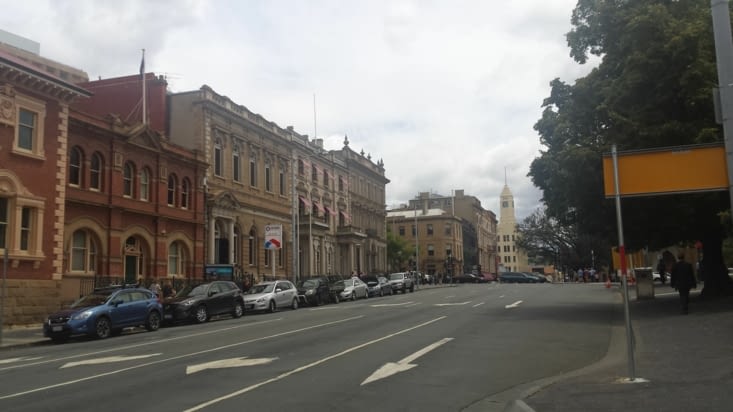 L'architecture de Hobart nous fait penser à Melbourne, avec des styles mélangés.