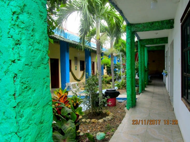 Notre auberge et ses hamacs