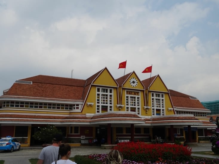 La gare de Da Lat (en vietnamien : Ga Da Lat)