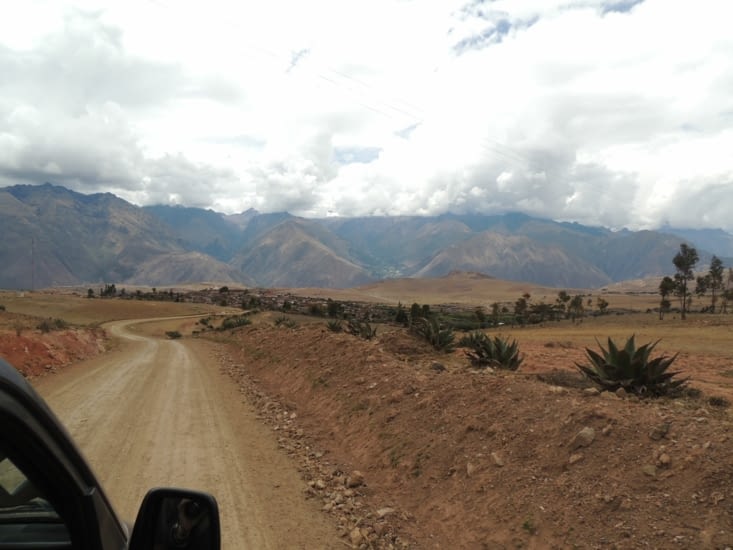 Et sur la piste des paysages grandioses , natures