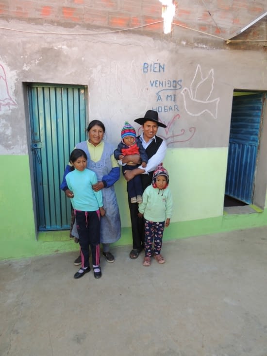 Fernando et sa famille, manque la fille aînée à l'école