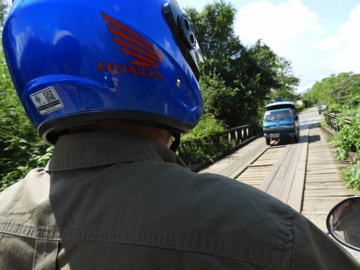 2ème jour à LPB (Luang Prabang) nous partons en scoot pour Waterfalls Huang SI