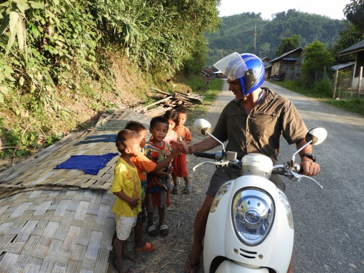 Distribution BDG de la part de notre  Lolo !!