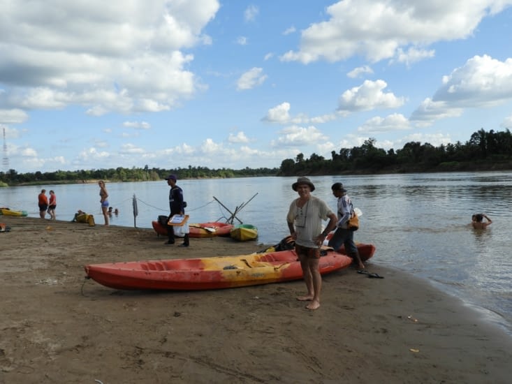 Halte sur la rive...ça commence à fatiguer !