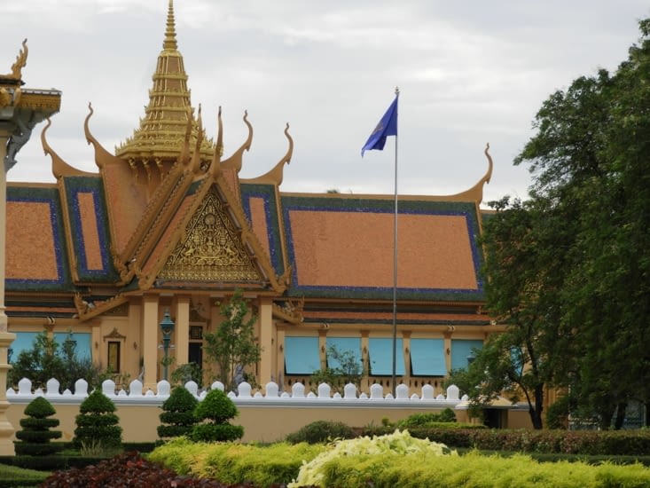 Le pavillon bleu hissé, présence du Roi