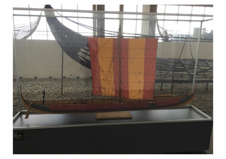 Maquette du bateau de guerre hauturier