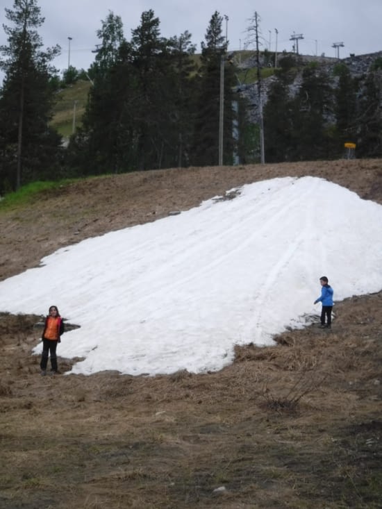 Il reste de la neige...