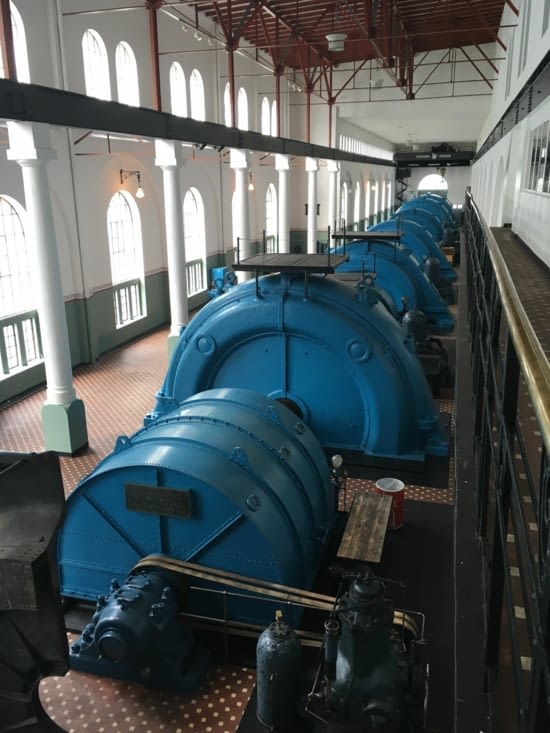 La salle des machines : Le bleu SDMO nous manquait