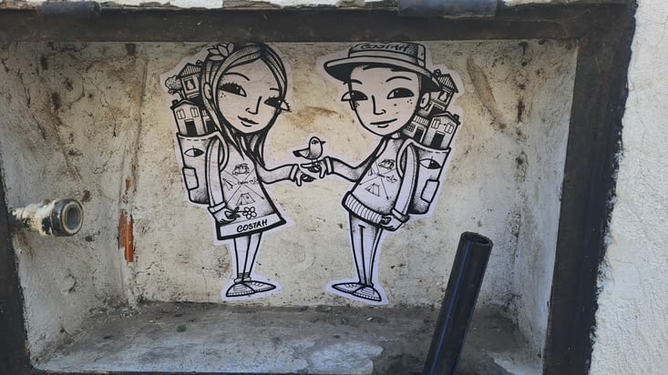 Fresques dans la ville fortifiée