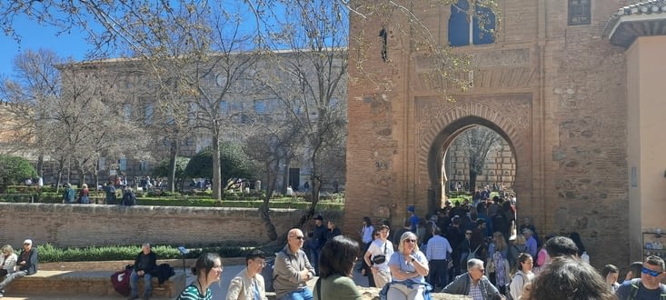 Beaucoup de monde mesu c’est limité a 7000 personnes/jour