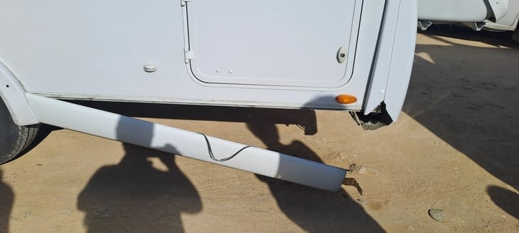 Une partie de notre pare-choc est a changer