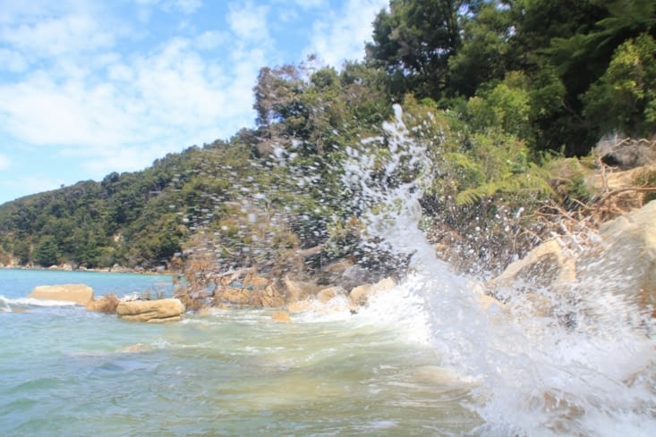 Splashing waters on the rocks