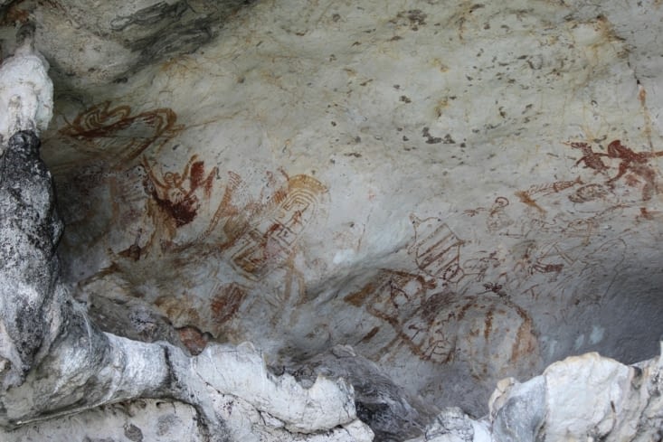 Peintures rupestres datant de ??? milliers d'années (désolée papa...!)