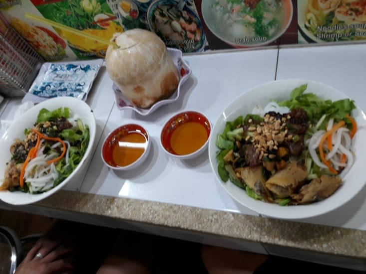 Un de nos plats préférés: le bun thit nuong