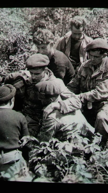 Évacuation de Gop blessé à travers la jungle - 7 mars 1951