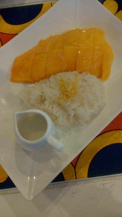 Dernier mango sticky rice, le meilleur qu'on ait goûté !