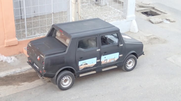 Karenjy; unique voiture made in Afrique de Madagascar