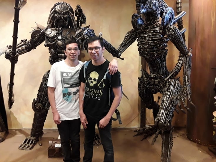 Aliens au fond de la boutique