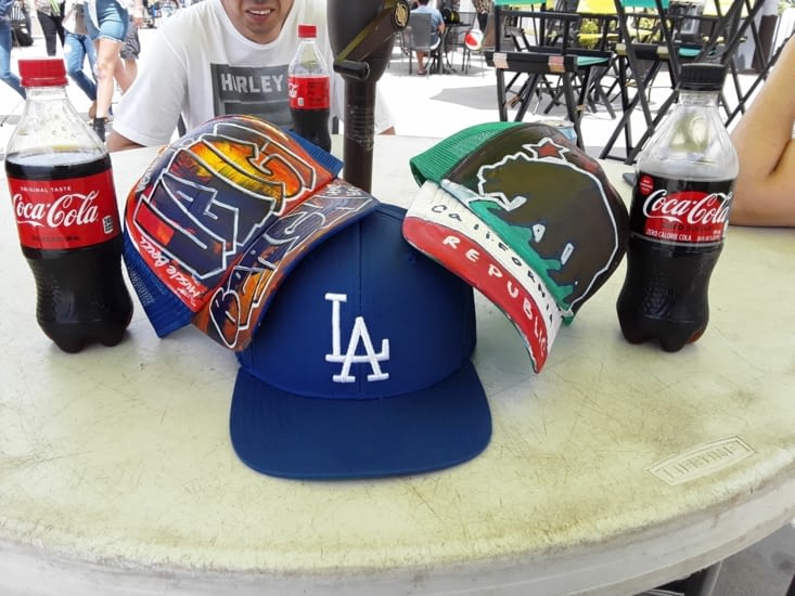 Les casquettes ...........