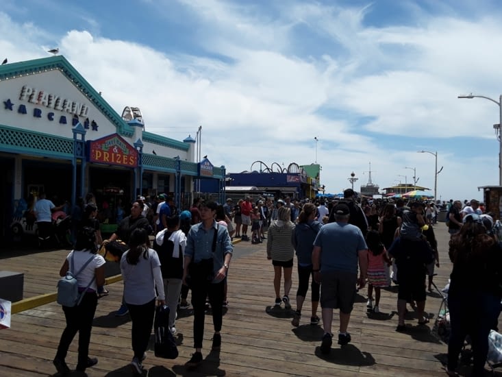 Énormément de monde le dimanche sur le pier