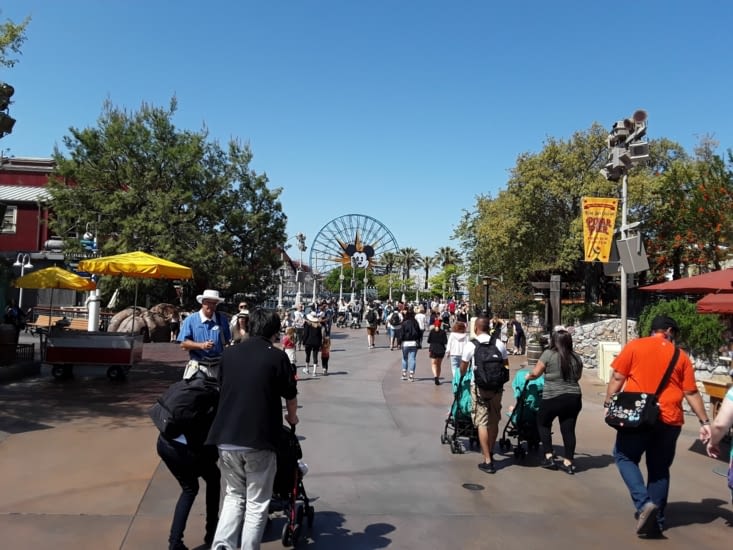 Continuons la visite du parc