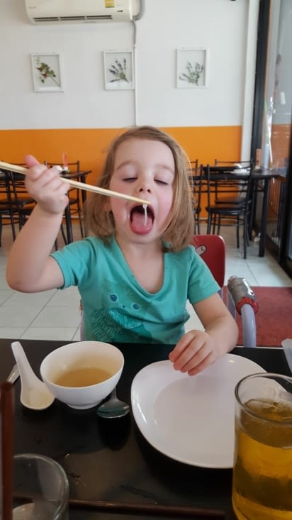 elle se debrouille bien la petite!