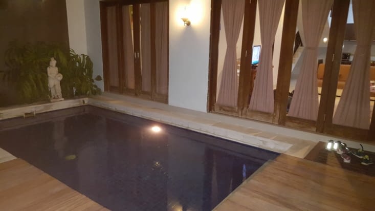 et la piscine privée