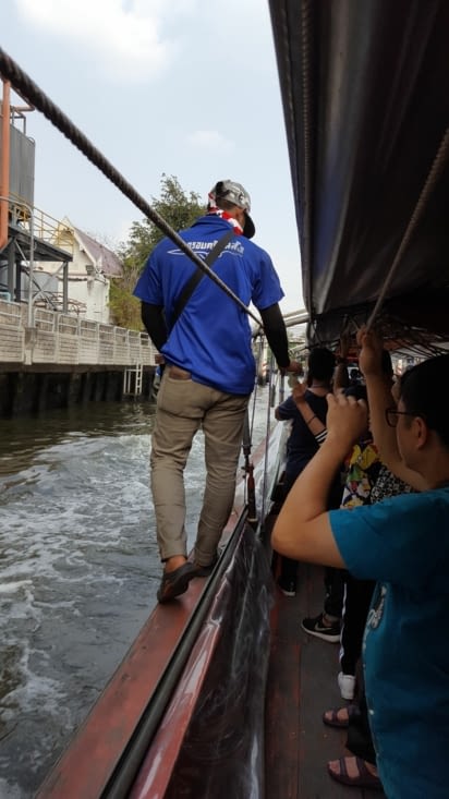 boat taxi , par ici la monnaie