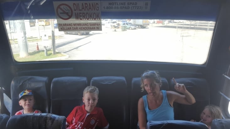 notre bus pour rejoindre kuala terrenganu