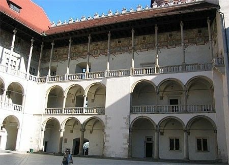 Cours intérieure du Château de Cracovie