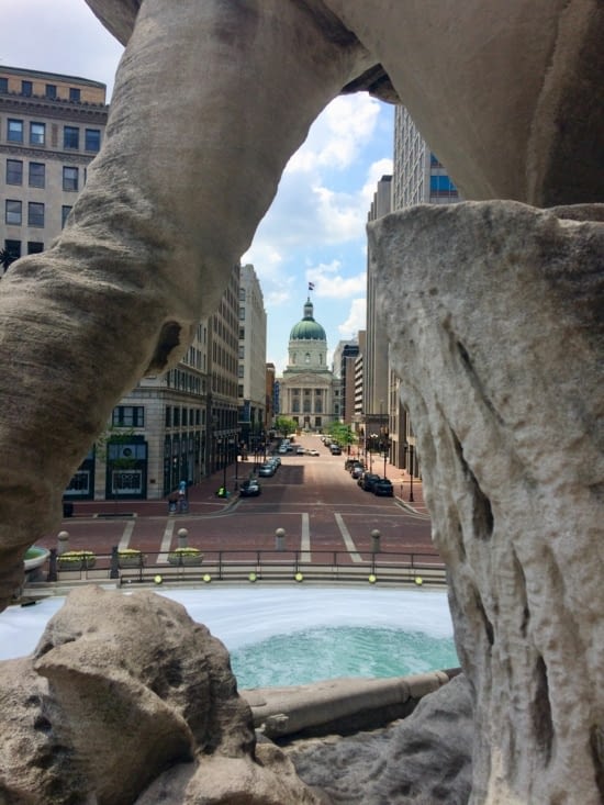Le Capitole vue depuis le Soldiers' and Sailors' Monument