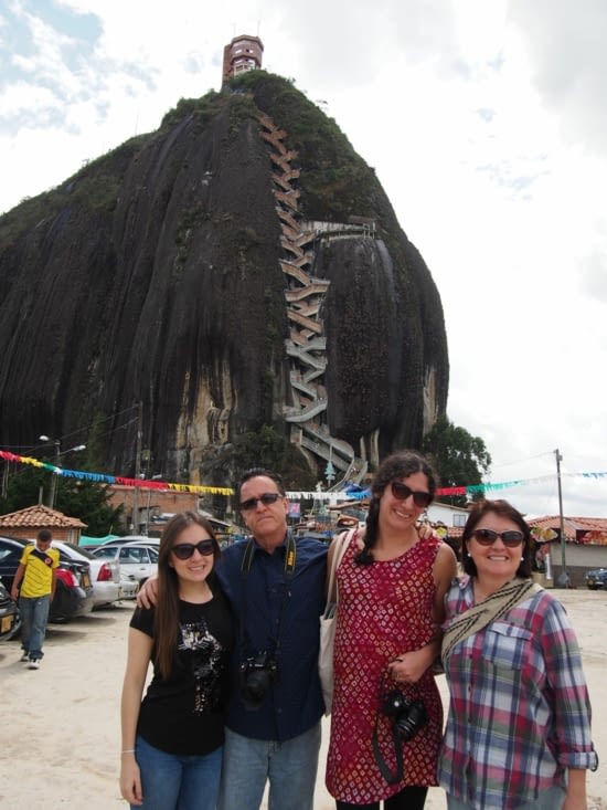 Justine et notre famille colombienne