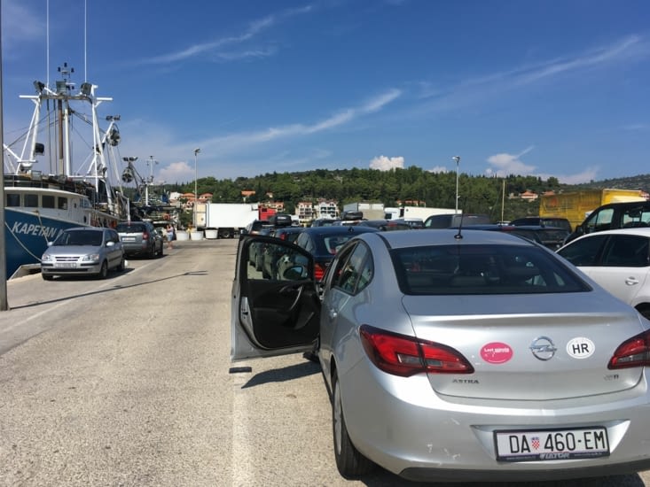 Embarquement à Vela Luka