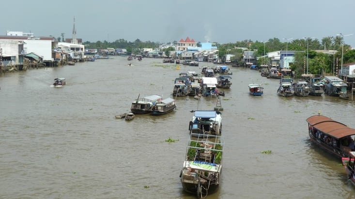 Le Mékong à Cài Bè et son marché flottant