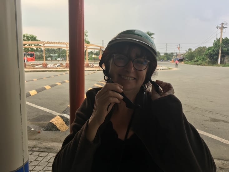 Voilà la tête! avec le casque obligatoire.Un vrai GI!