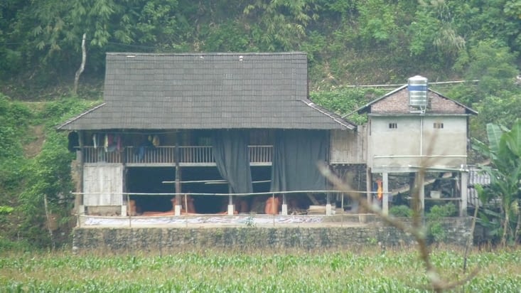 Habitation traditionnelle Tay