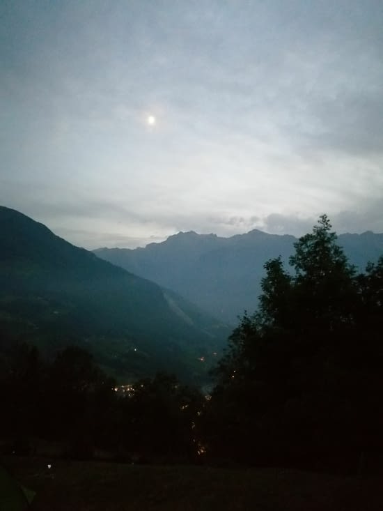 La nuit tombe sur la vallée de Luz Gavarnie :)