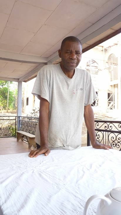 Alain Soumelong, grand chef fromager dans l'ouest camerounais