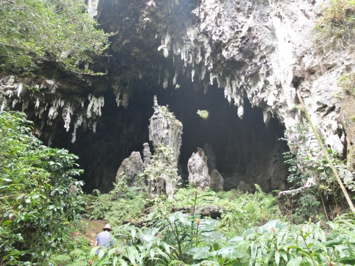 entrée de la grotte