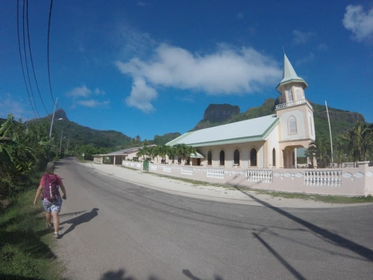 la belle église de Faanui