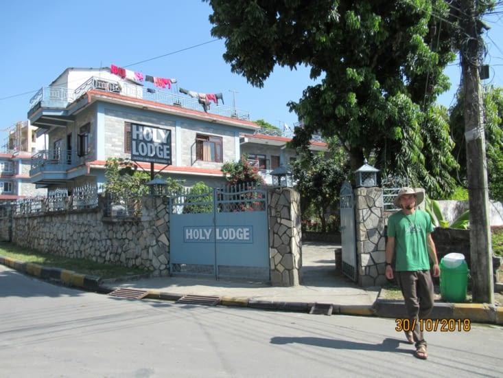 On retrouve notre petit hôtel au grand jardin à Pokhara