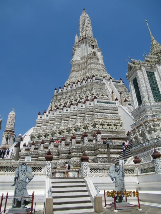 Le lendemain, visite du Wat Arun
