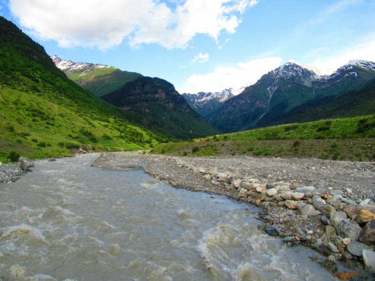Rivière traversée peu avant l'arrivée à Zhabeshi