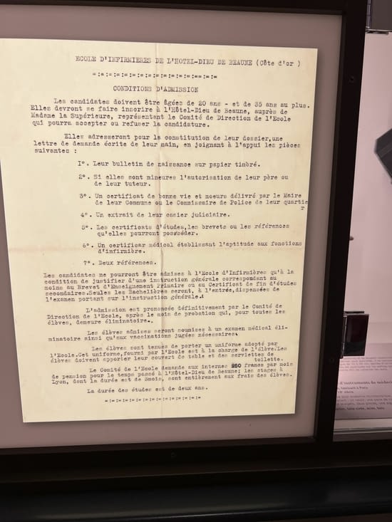 Contrat pour élèves infirmières avant la seconde guerre mondiale