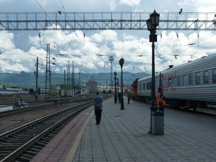 Sur le quai de la gare de Krasnoïarsk...