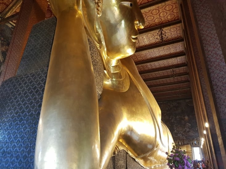 Big Bouddha de 45 m de long et 15m de haut :immense !